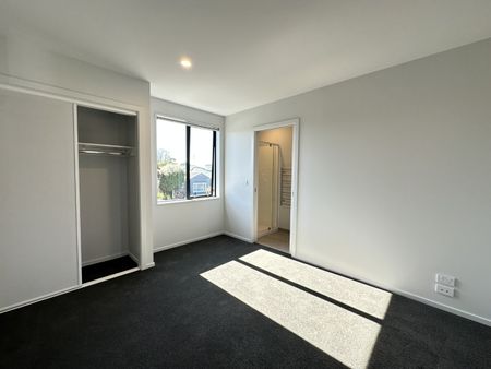 3/32 Frederick Street, Waltham - Photo 2