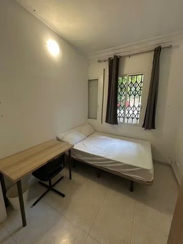 Carrer dels Cavallers, Barcelona, Catalonia 08034 - Photo 5