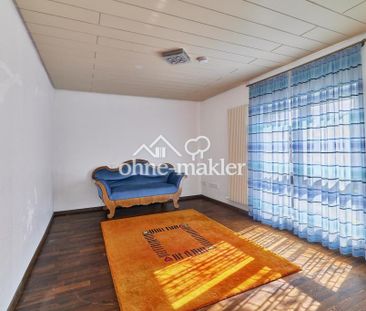 Großzügige Hauptwohnung im Zweifamilienhaus - Foto 1