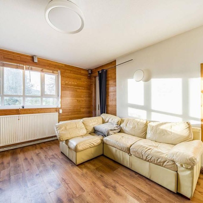 3 bedroom flat to rent - Photo 1