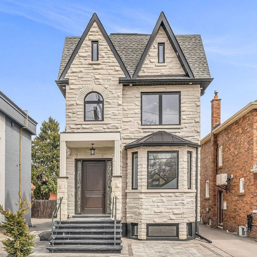 For Lease - 603 Royal York Road, Toronto, Ontario - Photo 1