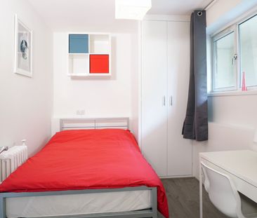 Ansell House – Room 4 - Photo 4