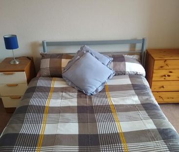 Room in a Shared Flat, Lauriston Park, EH3 - Photo 3