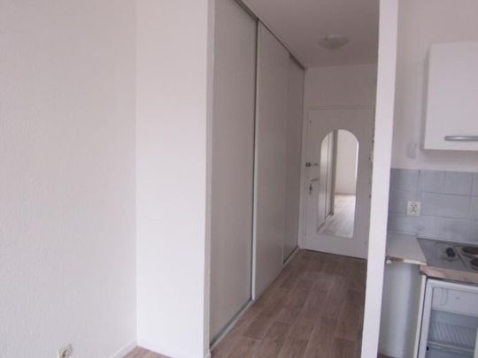 Appartement à louer - REIMS- RUE GAMBETTA - Photo 1