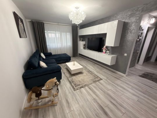 Apartament 3 camere, 74 mp, zona Garii - Photo 1