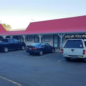 Studio in Belmont Boarding House - Photo 3