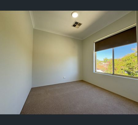 Unit 22/92-96 Gilbertson Road, Kardinya, WA 6163 - Photo 4