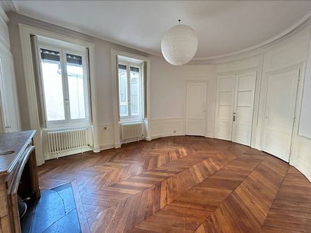 Appartement 5 pièces – LYON - Photo 3