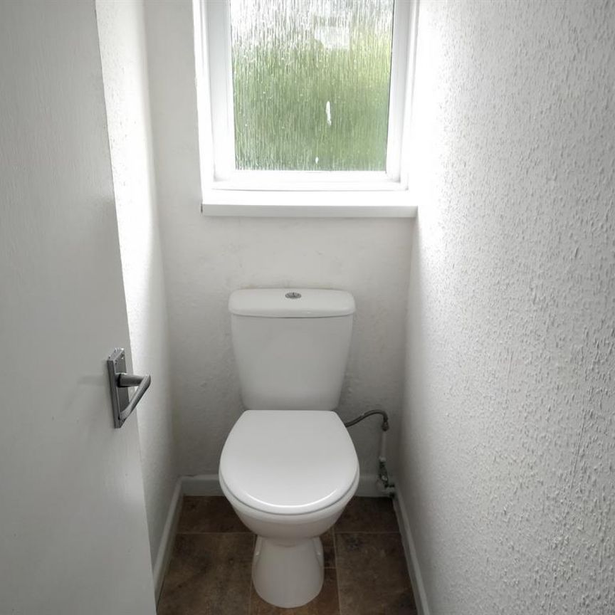 3 bedroom House To Let - Photo 1