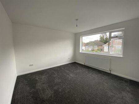 3 bedroom detached house to rent - Photo 5