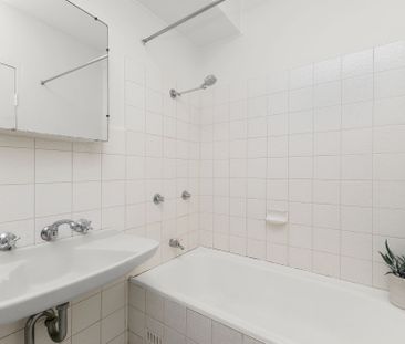 Parkside Studio Apartment - Photo 1