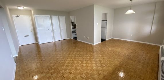 Jane Oak Apartments - Photo 2