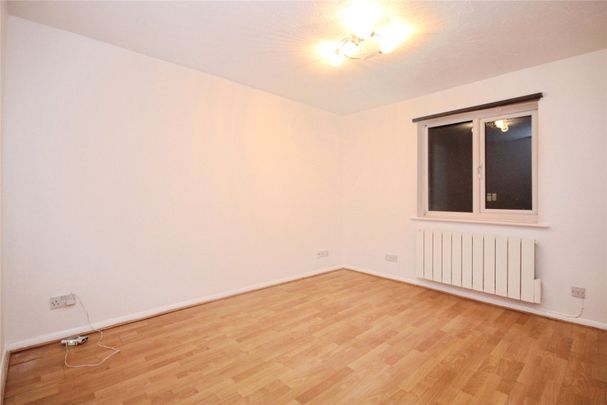 Primrose Close, Wallington, Surrey, SM6 7HJ - Photo 1