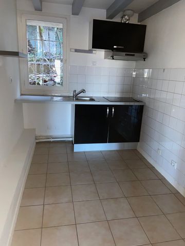 Location Appartement 2 pièces 54m² ANGOULEME 16000 - Photo 2