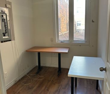 For Lease - 88 COLBORNE Street Unit# 1, Brantford, Ontario - Photo 1