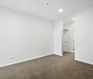 Convenient Location, Spectacular Outlook - Photo 4