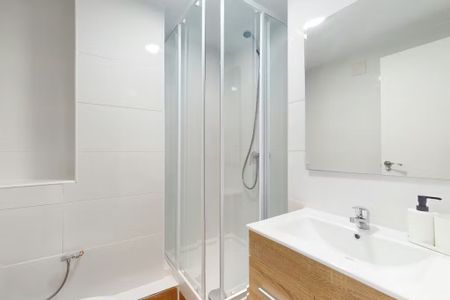 Carrer Pintor Zariñena, Valencia, Valencian Community 46003 - Photo 4