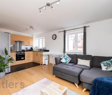 2 bedroom flat to rent - Photo 2