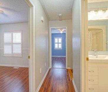 For Lease - 2394 Emerson Drive, Burlington, Ontario - Photo 3