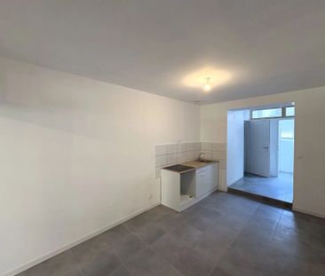 Location Appartement 2 pièces 32m² MARSEILLE 14ème - Photo 3