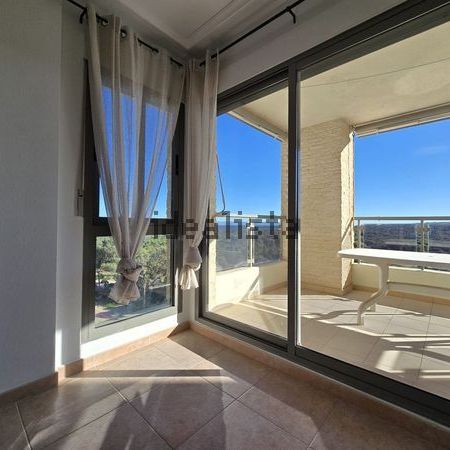 Alquiler de piso en Calle Basilio Paredes, 17 - Photo 1