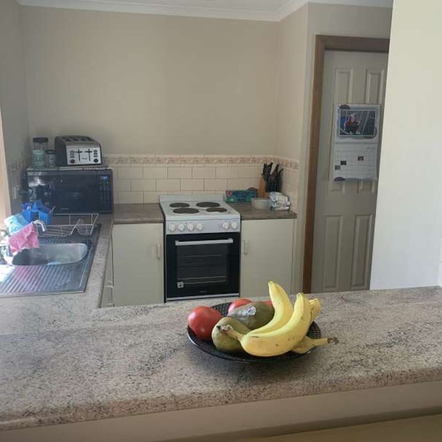 Delightful 3 Bedroom Home - Photo 1