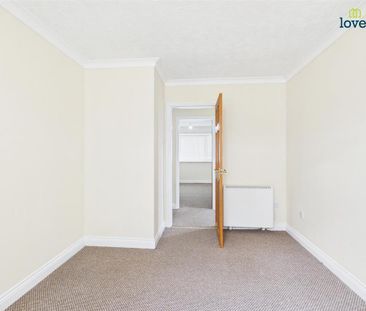 2 bedroom detached bungalow to rent - Photo 4