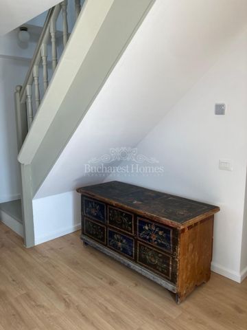 Furnished Provence-Style Three Bedroom Apt - University Area - Photo 3
