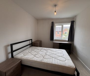 Curlew House, Lawrence Street - P10572 - Photo 5