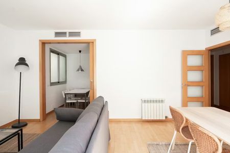 Camí Antic de València, Barcelona, Catalonia 08005 - Photo 3