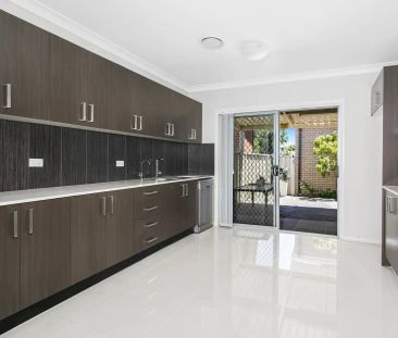 “Stunning 3-Bedroom Family Home!” - Photo 1