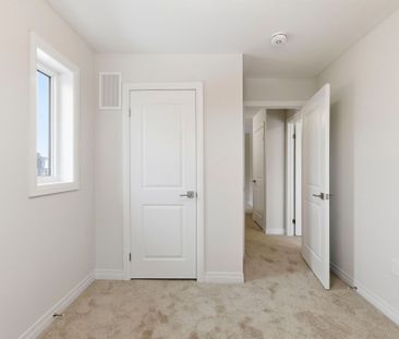 For Lease - 660 COLBORNE Street Unit# 33, Brantford, Ontario - Photo 5