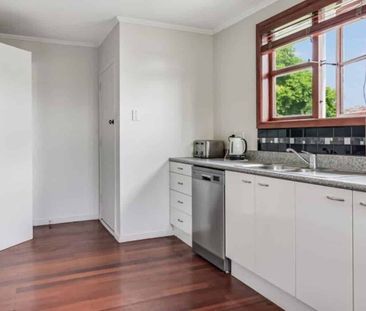 109 Fairfield Road, Fairfield, Hamilton - Photo 3