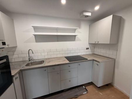 2 bedroom apartment to rent - Photo 4