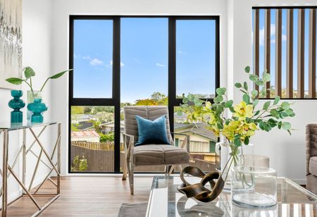 Brand New 3-Bedroom with 3-Bathroom Family Home - Photo 2