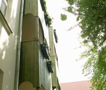 ** Ruhige 3-RWG im 2. OG Tageslichtbad mit Badewanne und Balkon ** ... - Photo 3