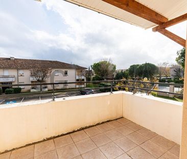 Location / Appartement T2 - Photo 2