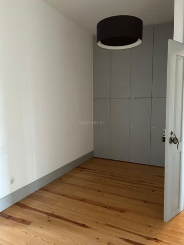 Apartamento T2 – 126m² – Avenida Luísa Todi, Setúbal - Photo 2