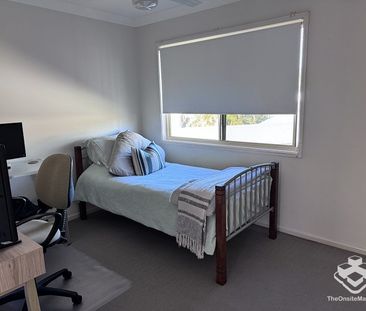 Lovely Townhouse in Central Thorneside Locationate Listing - Photo 1