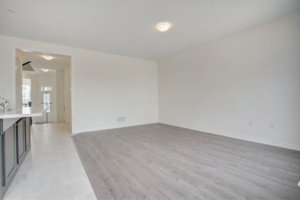 For Lease - 546 Fir Court, Milton, Ontario - Photo 1