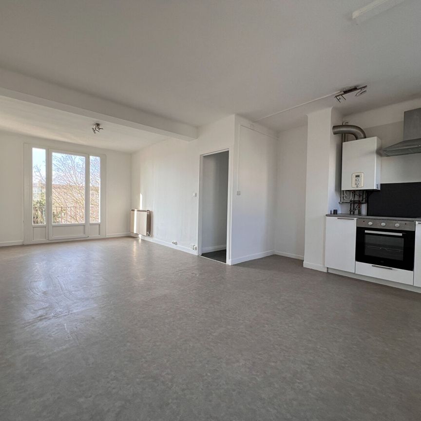Location Appartement 3 pièces 57m² - Photo 1