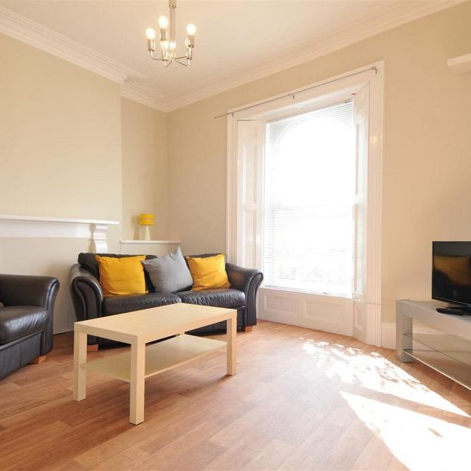 5 bedroom house to rent - Photo 1