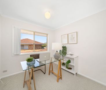 Northeast Light & Ocean Air – Stylish Townhouse in Prime Coastal Lo... - Photo 6