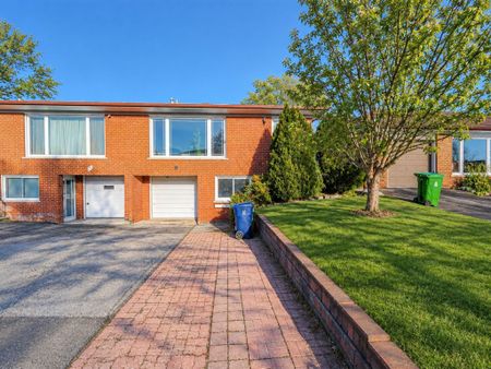 For Lease - 47 Greyhound Drive, Toronto, Ontario - Photo 4