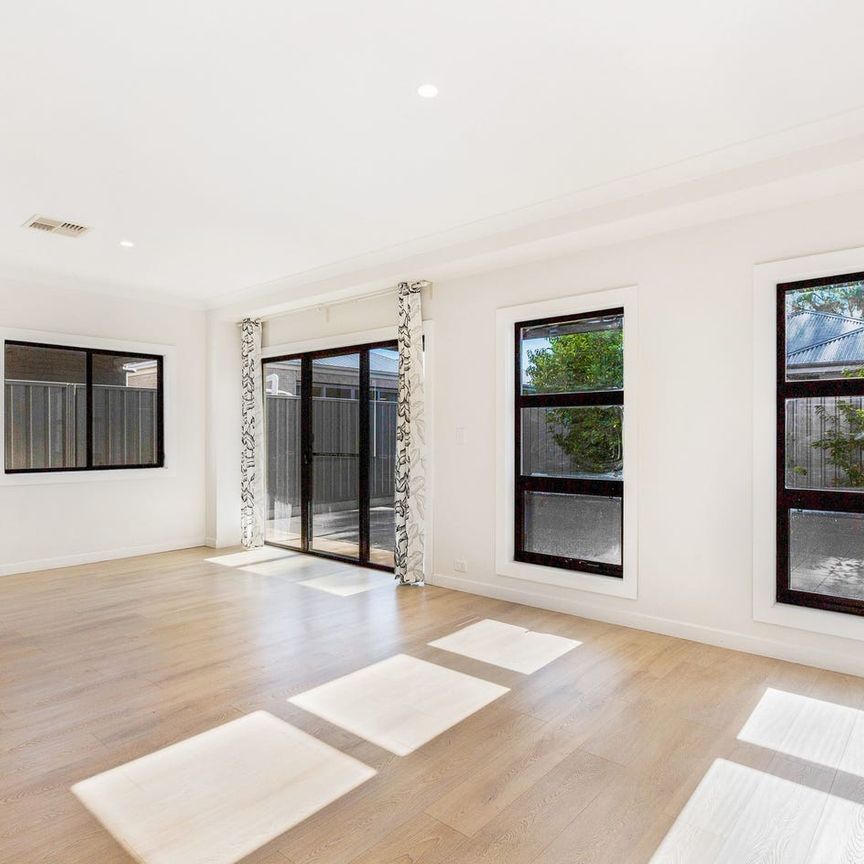 Coastal Convenience, City Access & Easy Living - Photo 1