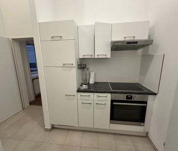 Unbefristete, nicht zentralbegehbare 2 Zimmer Stilaltbau- Wohnung n... - Photo 2