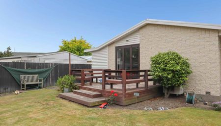 3 bedroom family home in Halswell! - Photo 5