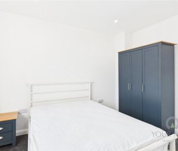 1 bedroom in a house share to rent - Photo 5