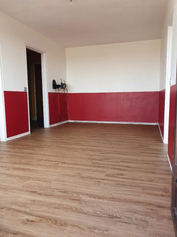 Location Appartement 2 pièces 43m² SECLIN 59113 - Photo 2