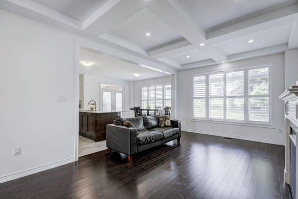 For Lease - 58 Ridge Gate Crescent, East Gwillimbury, Ontario - Photo 1